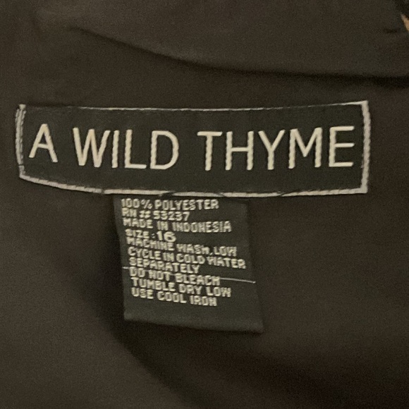 Black & red flower print‎ sheath dress size 16 - Picture 2 of 4